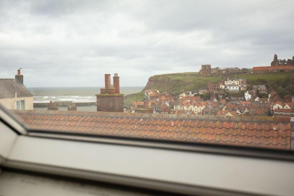 Silver Street Suites Whitby Dış mekan fotoğraf