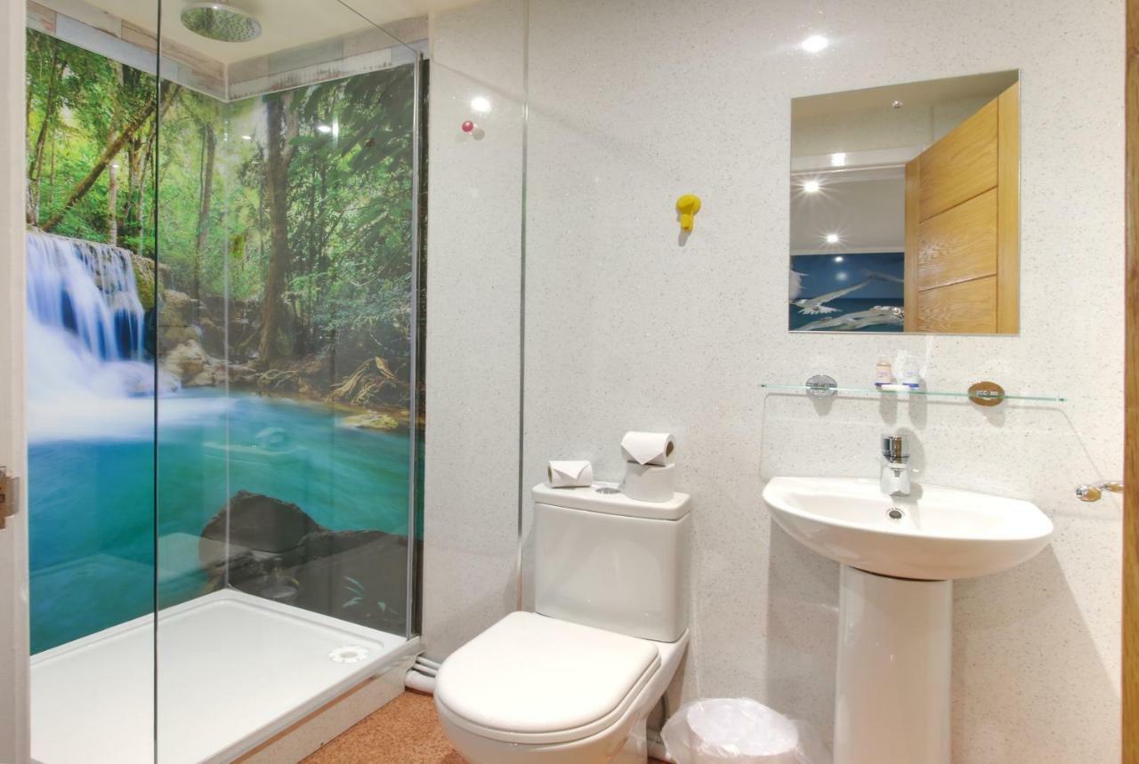 Silver Street Suites Whitby Dış mekan fotoğraf