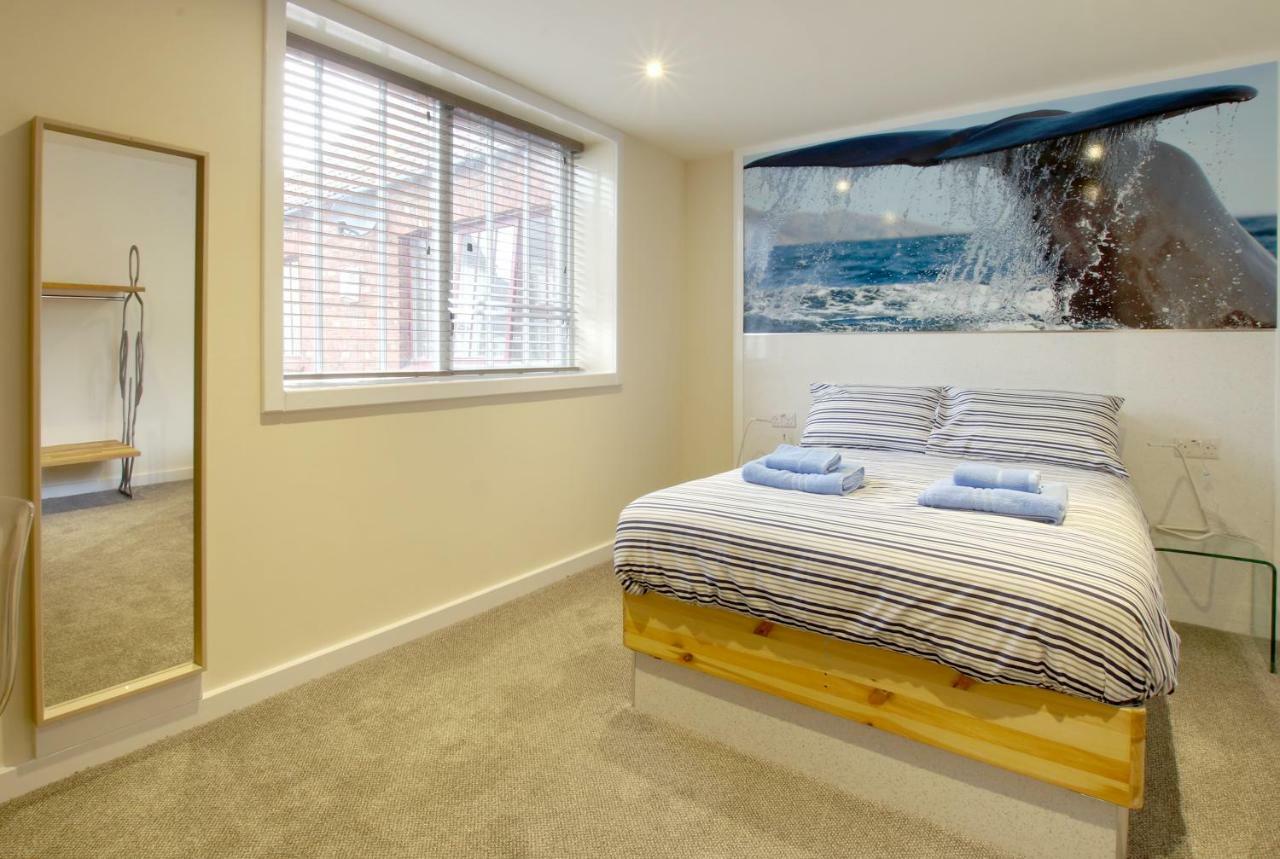 Silver Street Suites Whitby Dış mekan fotoğraf